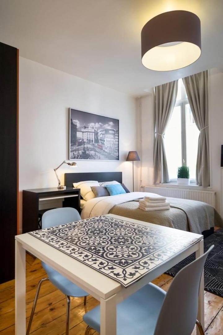 Old Town - Nice Cozy And Functional Studio Lille Ngoại thất bức ảnh